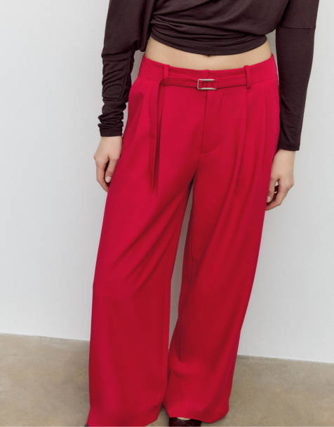 Stradivarius - Pantaloni eleganti a fondo ampio rosso scuro con fibbia - view 1