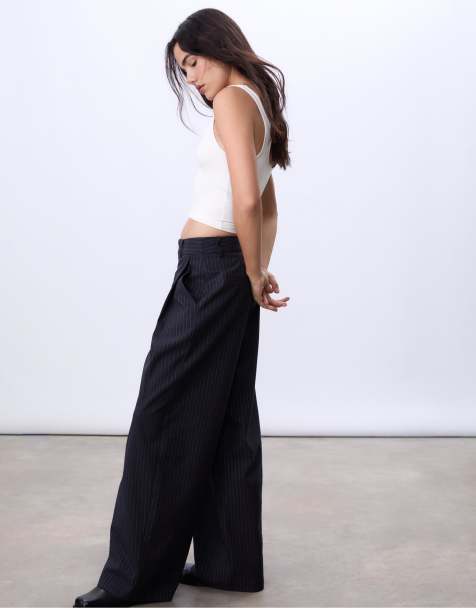 Stradivarius - Pantaloni eleganti blu navy a righe con pinces - view 1