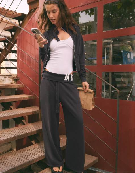 Stradivarius pantaloni jogger lavati in capo grigio scuro - view 1