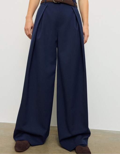 Stradivarius - Pantaloni lunghi blu scuro con cintura e pinces, 3 di 4