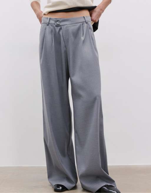 Stradivarius - Pantaloni smart casual grigio scuro a righe con incrocio in vita, 2 di 4