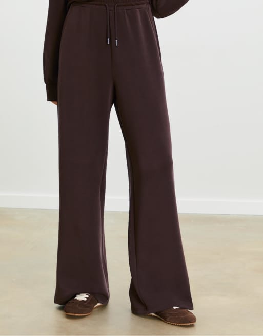 Stradivarius - Pantaloni stile palazzo morbidi al tatto color bronzo