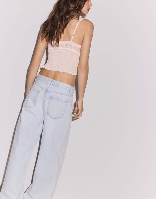 Stradivarius – Pastellrosa, smockad underklädestopp i spets, 4 av 4