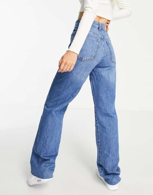 Stradivarius Petite 90s dad jeans in medium blue