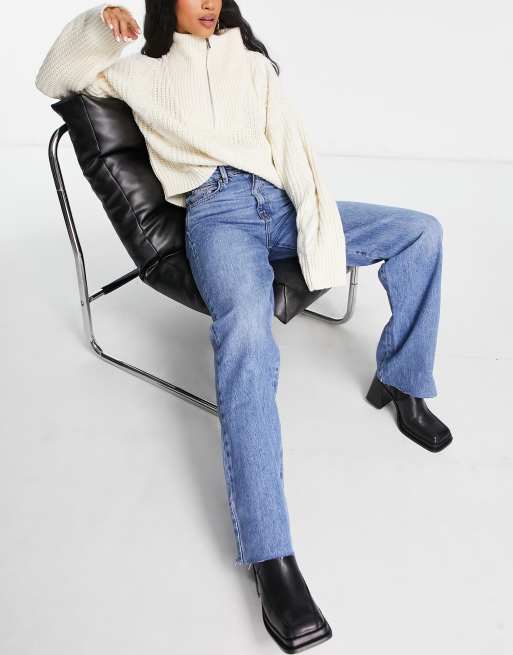 Stradivarius Petite 90s dad jeans in medium blue 