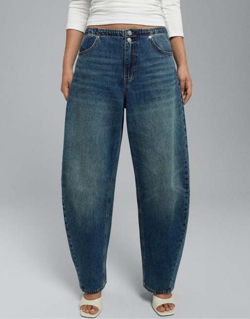 Stradivarius Petite adjustable barrel trousers in medium denim wash, 4 of 7