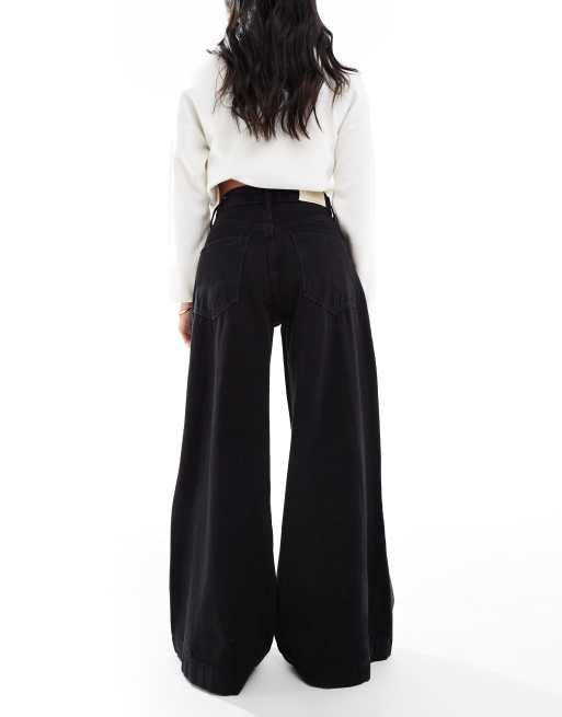 Stradivarius Petite baggy jeans in black, 2 of 5