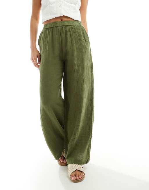 Stradivarius Petite crinkle pull on pants in khaki, 5 of 5