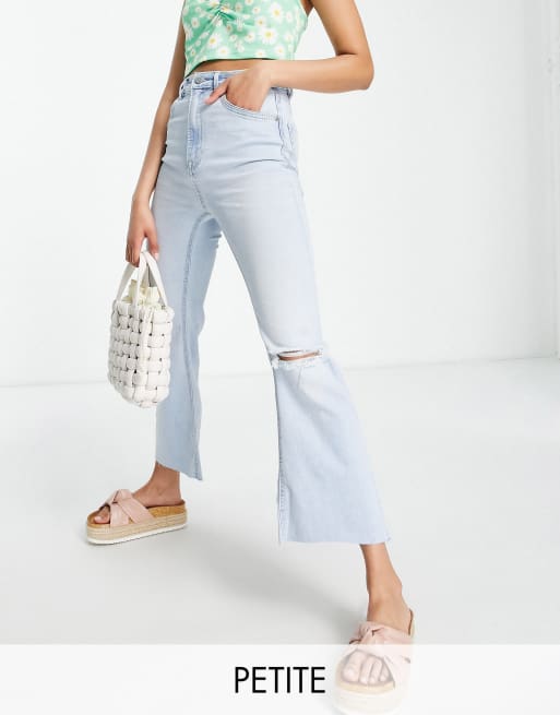 Stradivarius Petite crop flare jeans in medium blue