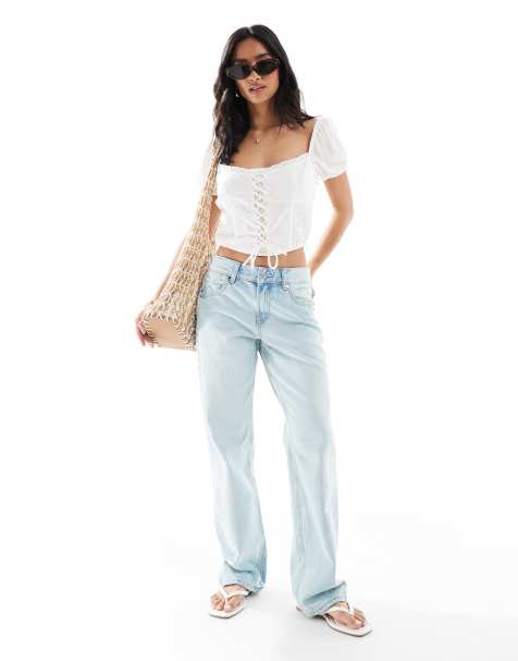 Stradivarius Petite – D03 – Gerade geschnittene Jeans in hellblauer Waschung mit niedrigem Bund - view 1