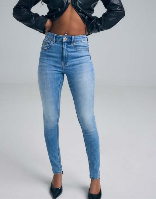 Stradivarius Petite d07 skinny jeans met hoge taille in middenlichtblauw denim, 2 van 7