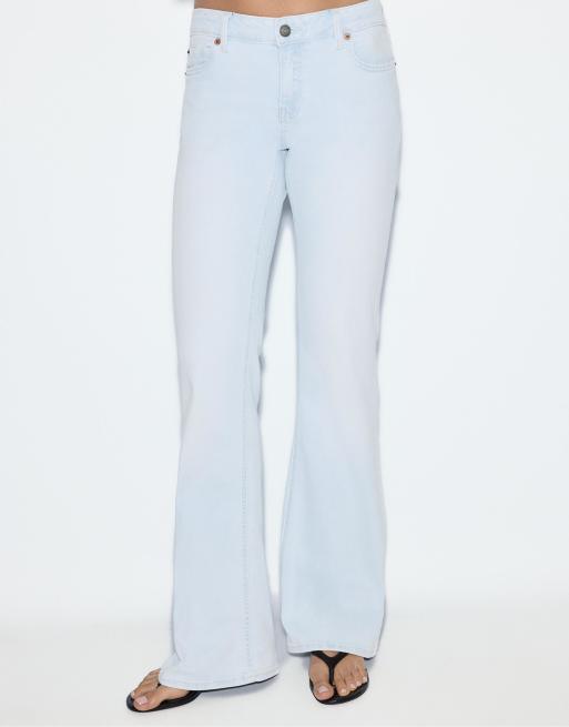 Stradivarius Petite - D67 - Jeans bootcut slim color candeggiato chiaro, 2 di 7