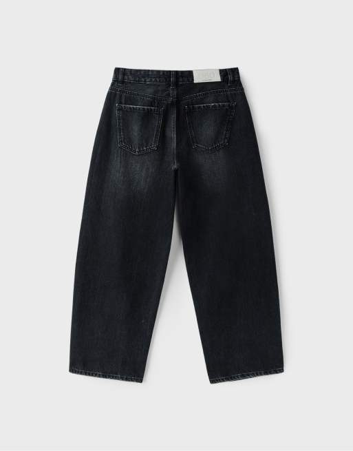 Stradivarius Petite d80 barrel fit jeans in black denim wash, 7 of 7