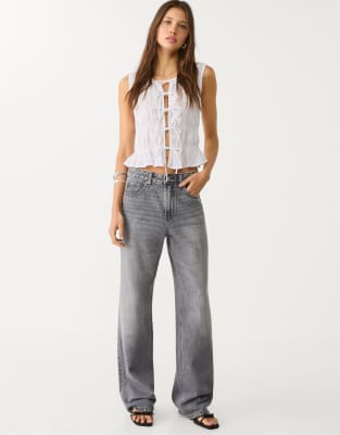 Stradivarius Petite - D92 - Gerade geschnittene Jeans mit weitem Bein in Mittelgrau