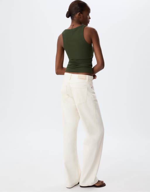 Stradivarius Petite d92 straight wide jeans in vanilla, 3 of 4