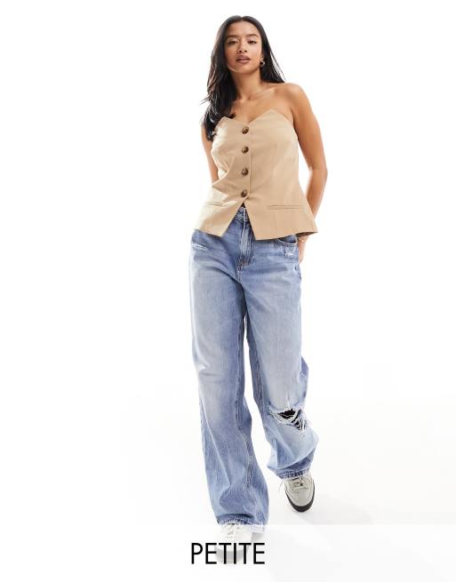 Stradivarius - Petite - Dad jeans met wijde pijpen en scheuren in middenblauw met wassing 