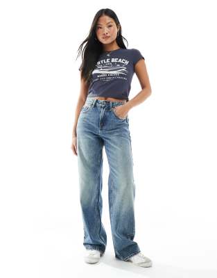 Stradivarius Petite - Gerade geschnittene Dad-Jeans in dunkler Vintage-Waschung mit weitem Schnitt-Blau