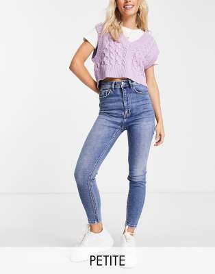 Stradivarius Petite - Jeans in Mittelblau mit engem Schnitt und superhohem Bund