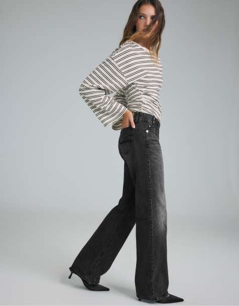 Stradivarius Petite low-rise straight-leg jeans with hammer waistband in black denim washed effect - view 1