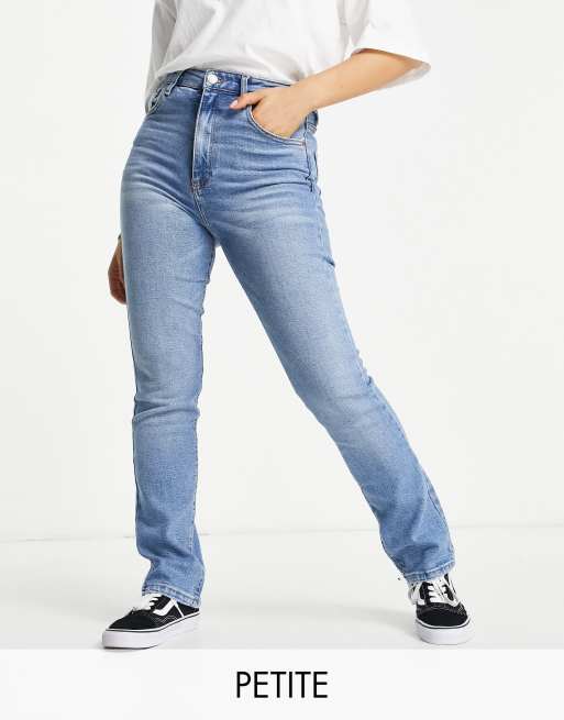 Stradivarius Petite – Mellanblå straight jeans med vintage-passform och tvättad finish