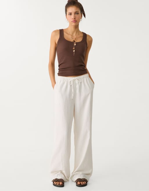 Stradivarius Petite – Naturvita, böljande byxor i linnemix, 4 av 4