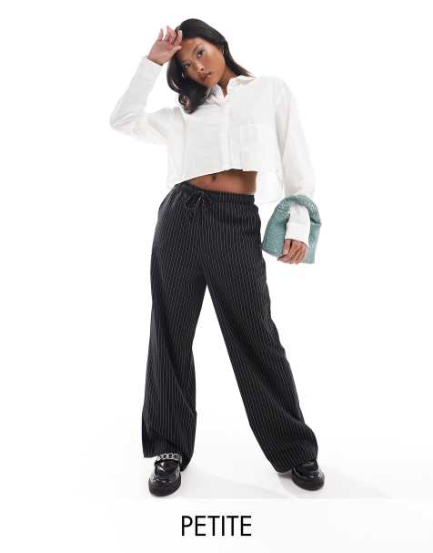 Stradivarius Petite - Pantalon ajusté à enfiler - Noir à rayures fines - view 1