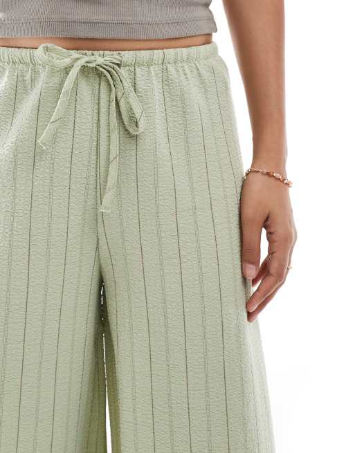 Stradivarius Petite - Pantalon ample en aspect lin à rayures - Kaki, 3 de 5