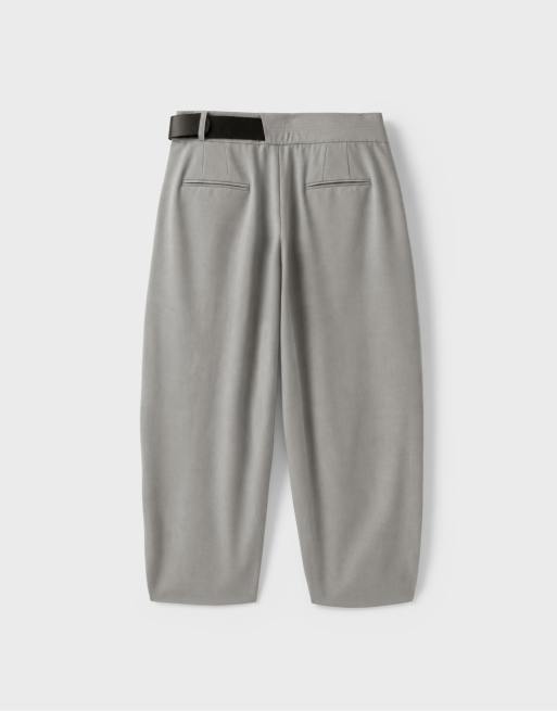 Stradivarius Petite pantaloni eleganti con pince e cintura grigi, 6 di 6