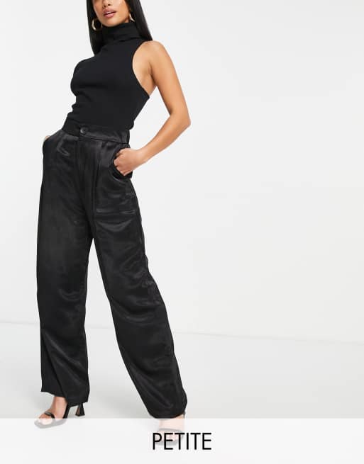 Stradivarius Petite - Pantaloni in raso neri