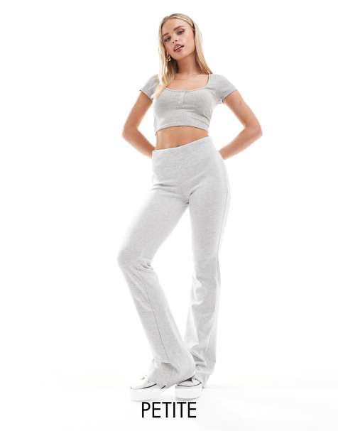 Stradivarius Petite - Pantaloni modellanti a zampa grigi con fascia in vita larga - view 1