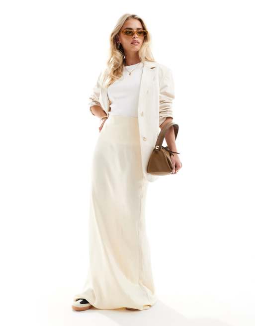 Stradivarius Petite – Perłowa satynowa spódnica maxi