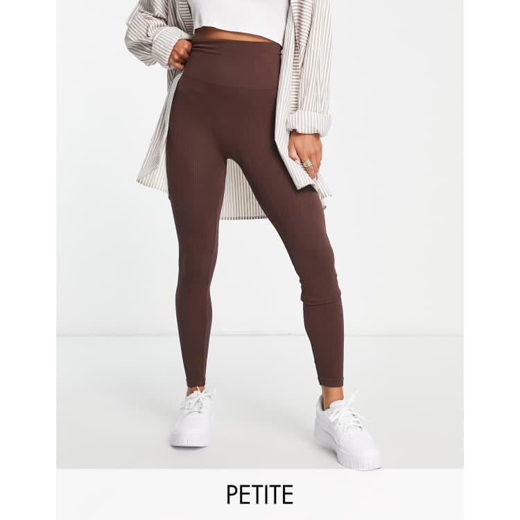 Stradivarius Petite seamless ribbed leggings in chocolate