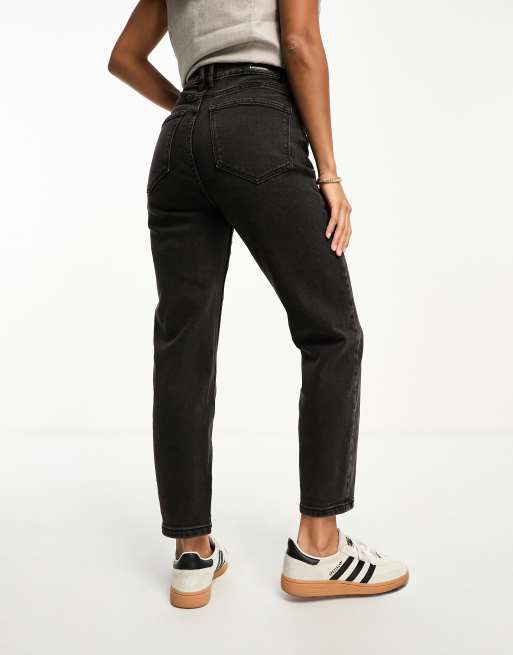 klodset marked Slikke Stradivarius Petite slim mom jean with stretch in black | ASOS