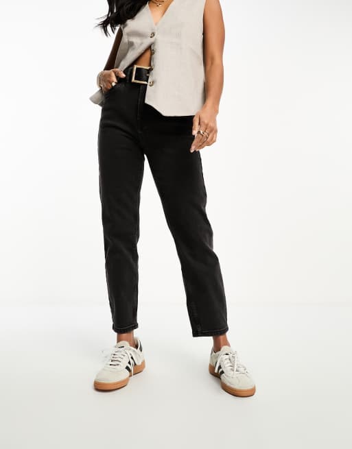 Stradivarius - Petite - Smalle mom jeans in zwart