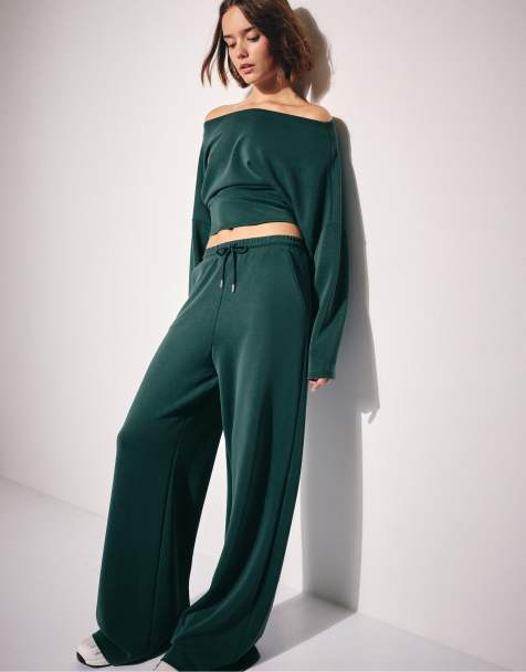 Stradivarius Petite soft-touch palazzo trousers in khaki - view 1