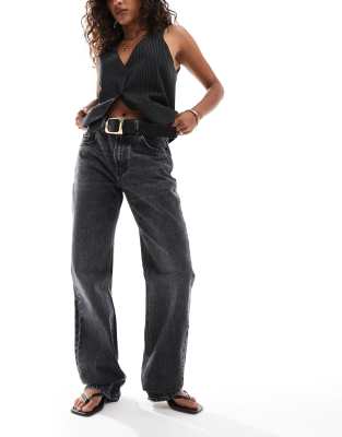 Petite STR straight leg jeans in washed black