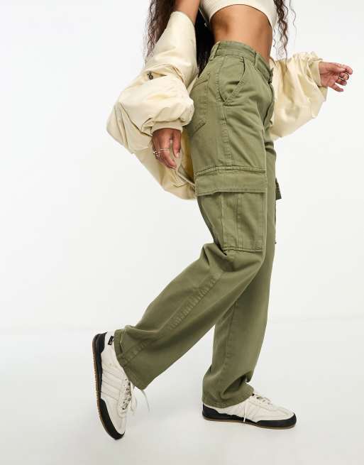 Stradivarius Petite straight leg cargo pants in khaki