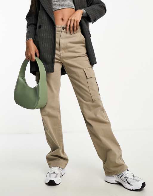 Stradivarius Petite straight leg cargo pants in stone, 4 of 4