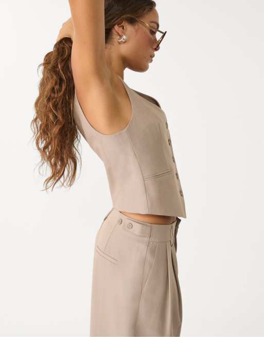 Stradivarius Petite super wide-leg adjustable trousers in brown, 3 of 4