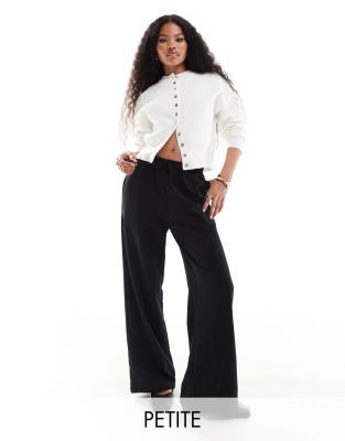 Petite wide leg sweatpants in black