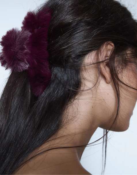 Stradivarius - Pince à cheveux duveteuse - Violet - view 1