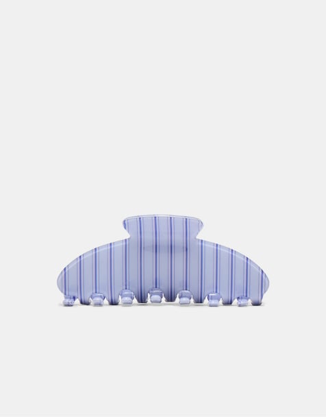 Stradivarius - Pince à cheveux rayée en fausse fourrure - Bleu - view 1