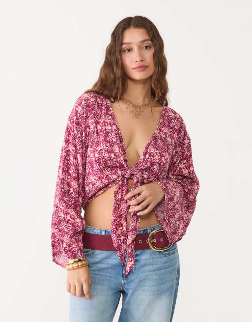 Stradivarius - Pink flagrende bluse med knudedetalje