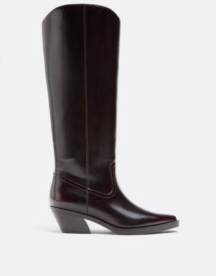  Plain cowboy boots in burgundy