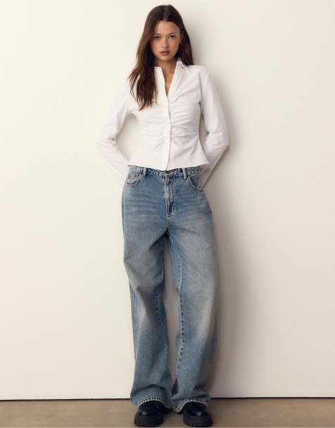 Stradivarius Plain gathered shirt in white - view 1