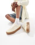 [Stradivarius] Stradivarius platform gum sole sneakers in pale yellow 38 YELLOW