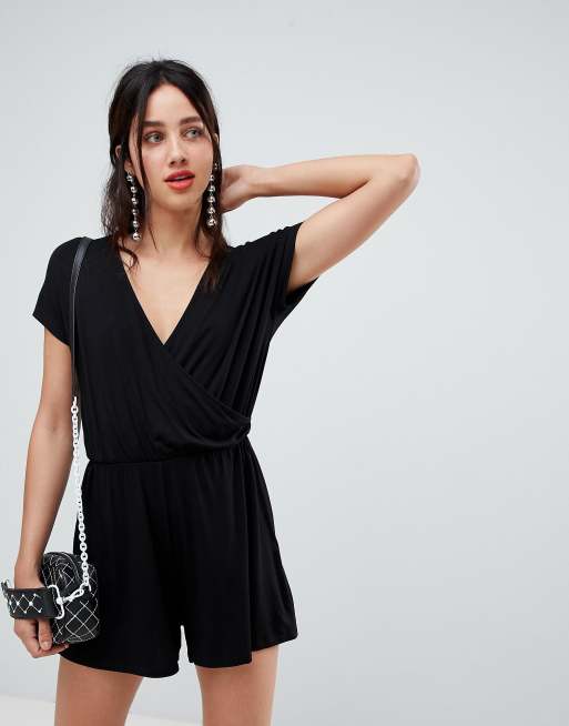 Stradivarius - Playsuit met gekruiste voorkant in zwart