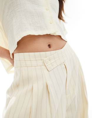 Stradivarius Pleat Front Wide Leg Tailored Pants In Yellow