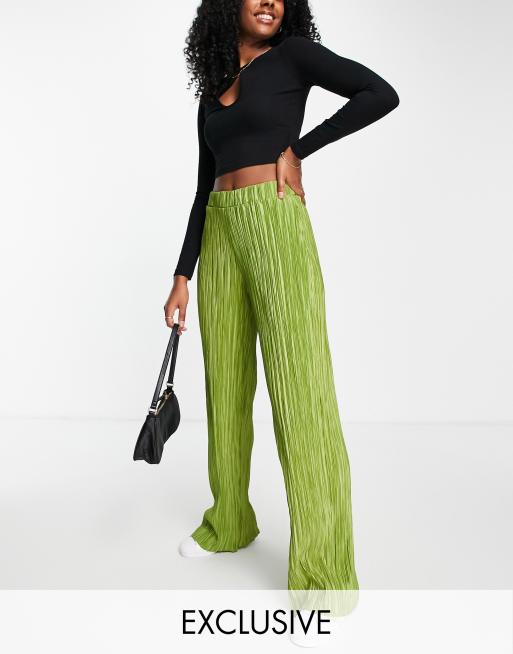 Stradivarius pleated shirt and pants set in olive green