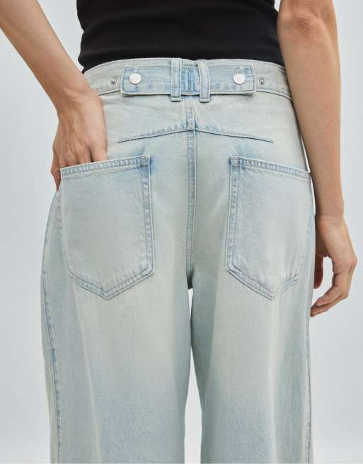 Stradivarius Pleated super wide-leg jeans in light bleach, 4 of 7